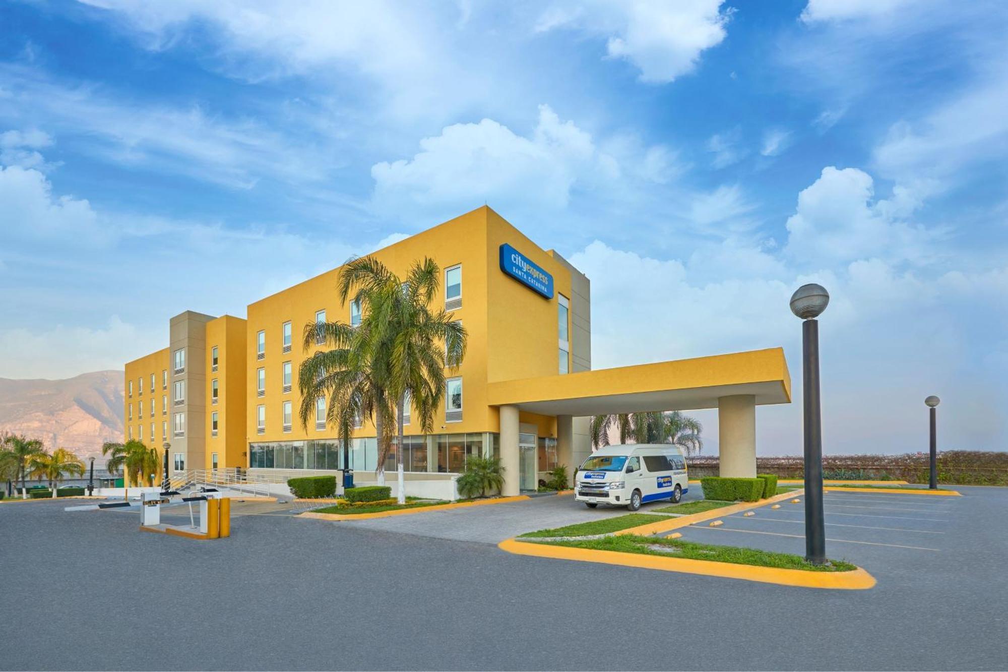 City Express By Marriott Monterrey Santa Catarina Hotel Exterior photo